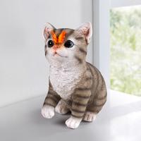 Figurka kočka s motýlem